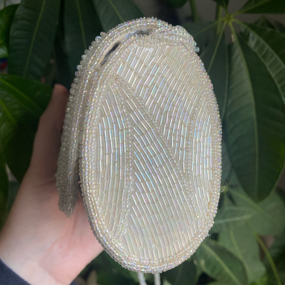 Vintage Small White Beaded Women's Bag - Picture 6 of 11